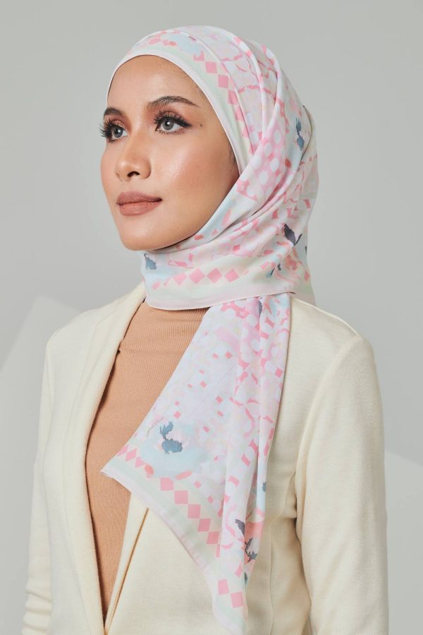 pink shawl