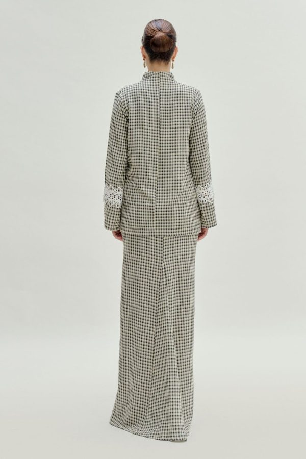 pe blck_wt 3 pe blck_wt 3