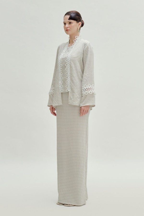 pe brwn_blu 2 pe brwn_blu 2