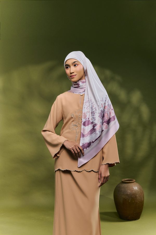 280126 - PetraScarves 373 280126 - PetraScarves 373