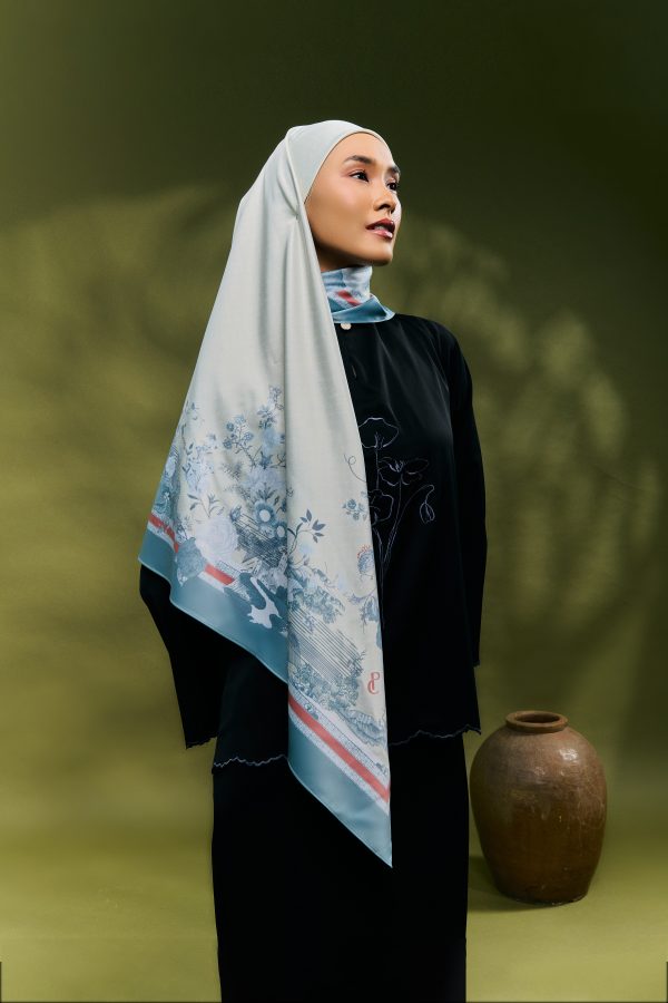 280126 - PetraScarves 387 280126 - PetraScarves 387