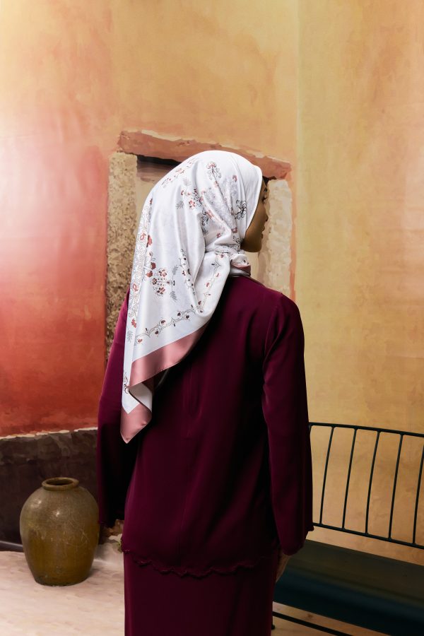 280126 - PetraScarves 501 280126 - PetraScarves 501