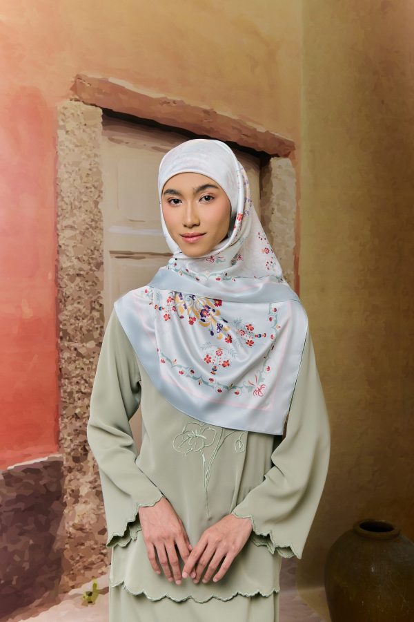 280126 - PetraScarves 646 280126 - PetraScarves 646